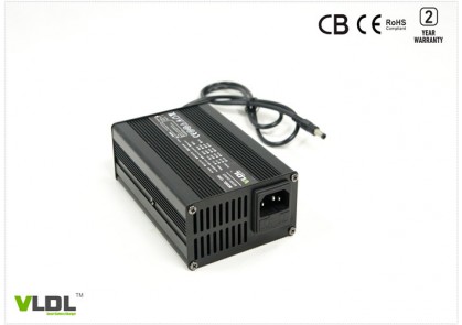 24V 3A Smart Charger For E-Scooter 24V 3A Smart Charger For E-Scooter