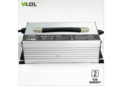 12V 14.6V 100A LiFePO4 Battery Charger 12V 14.6V 100A LiFePO4 Battery Charger